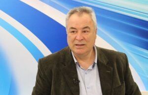 ΑΙΡΕΤΟΙ: Τίτλοι τέλους, του Ηλία Τραμπάκουλου